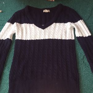 Cute Cable knit sweater!!